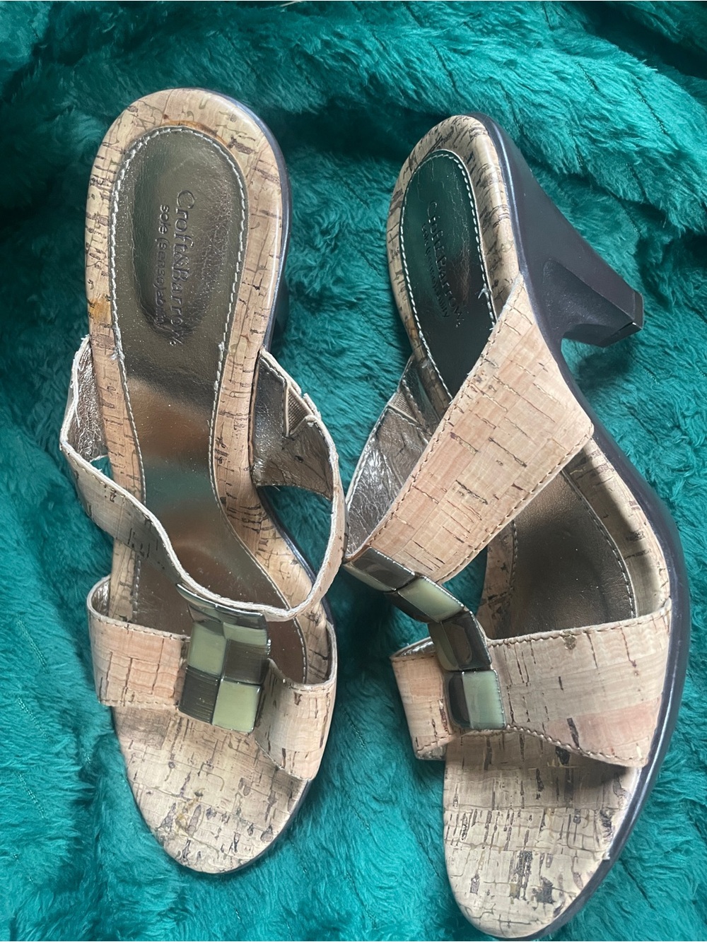 croft & barrow Cork-Pattern Mid-Heel Slides in Beige size 6.5